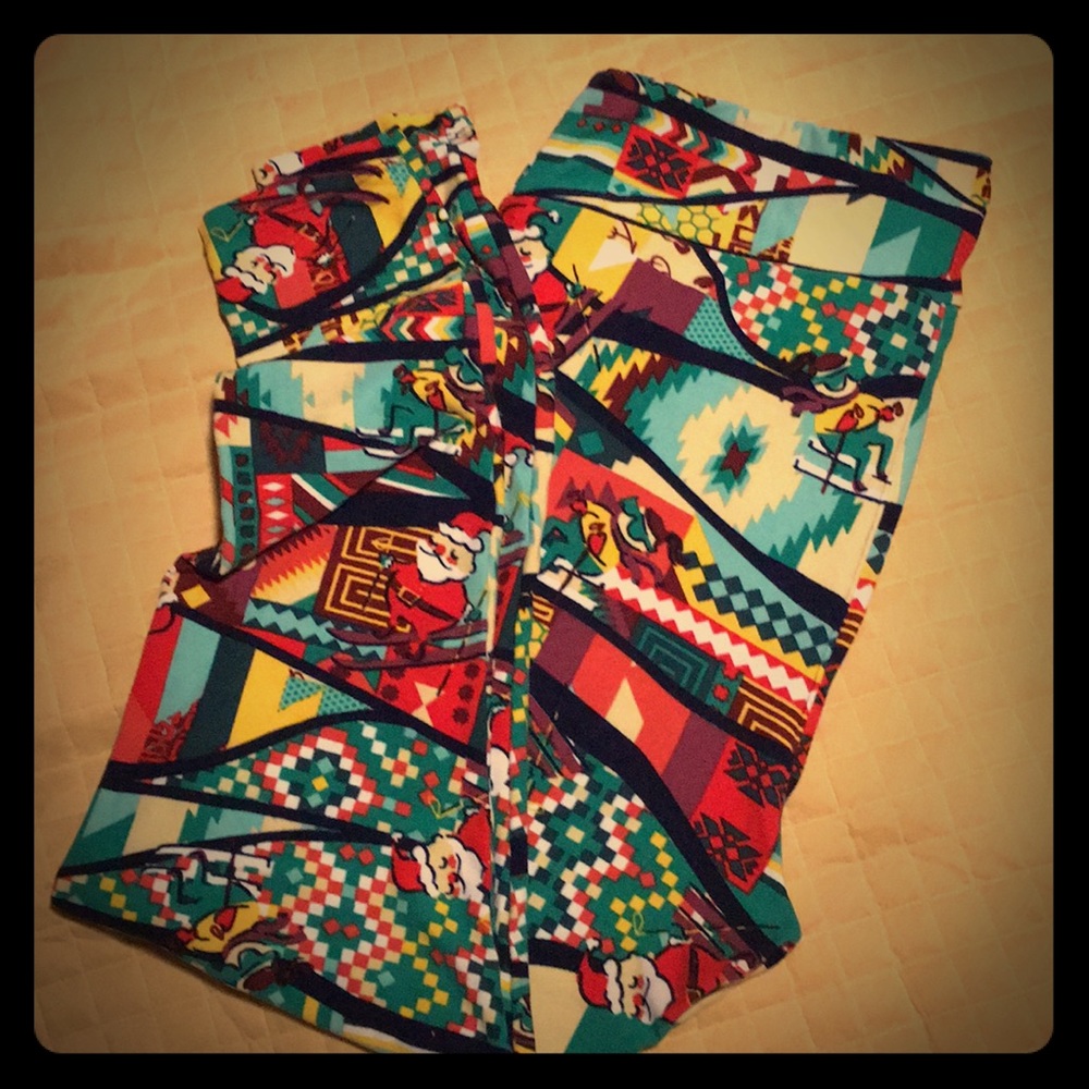 LulaRoe TC2 “Ugly Sweater” leggings